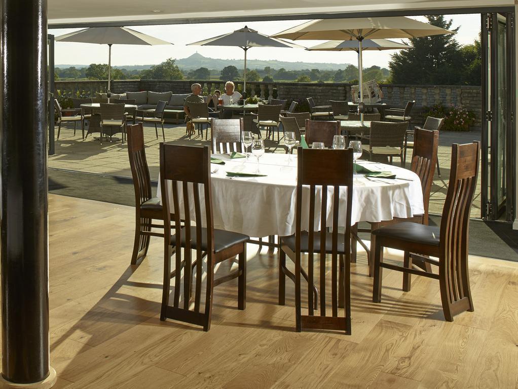 Crossways Hotel เวลส์ ภายนอก รูปภาพ The restaurant at the River Café